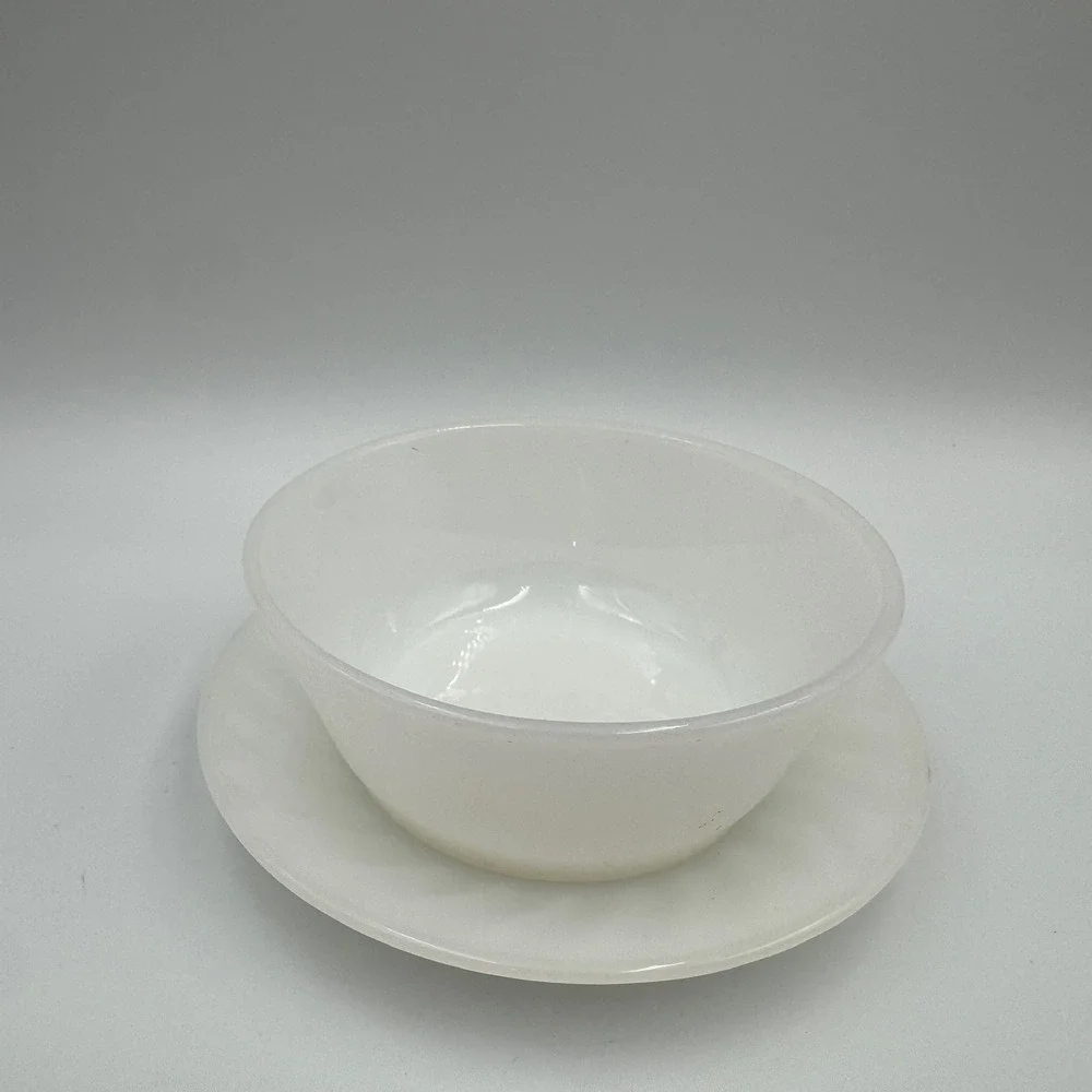 Anchor Hocking Fire-King Milk Glass Swirl Chili Bowl 8 oz & Saucer White Vintage